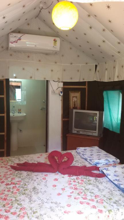 Hotel Sukhsadan Dehradun Chambre photo